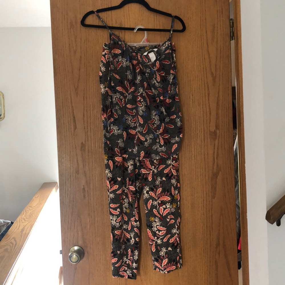 H&M tank and trouser set. Paisley design